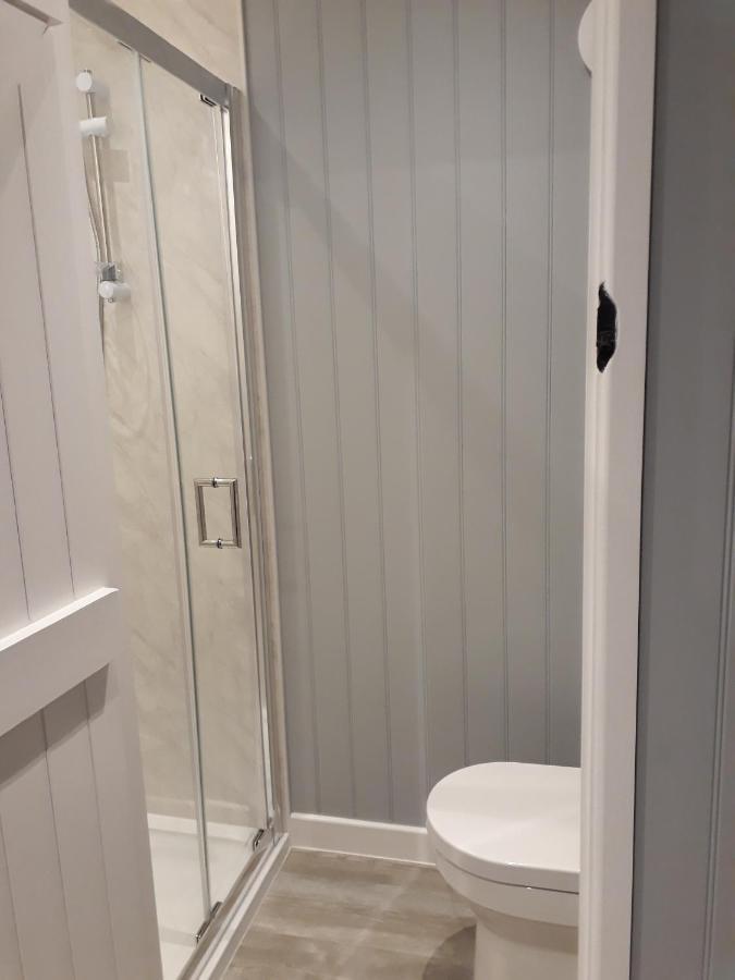 Allibella Shepherds Hut, Amazing Seaview, Private Garden, Pet Friendly Barmouth